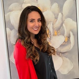 Meet your Posher, Alexandra